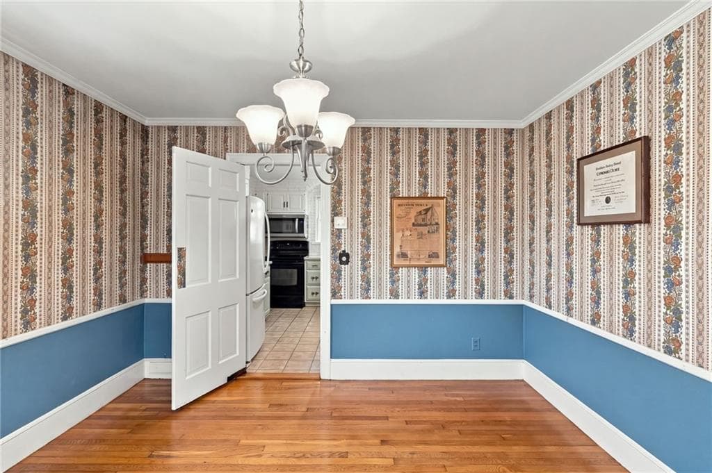 Single Family Residence at 14 Englewood Lane, Warwick, photo 19 of 34