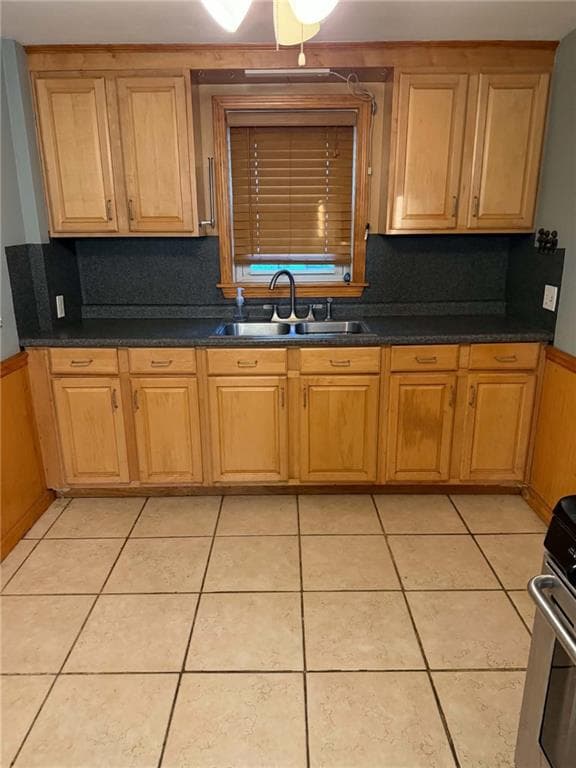 Single Family Residence at 110 Park View Boulevard, Cranston, photo 5 of 30