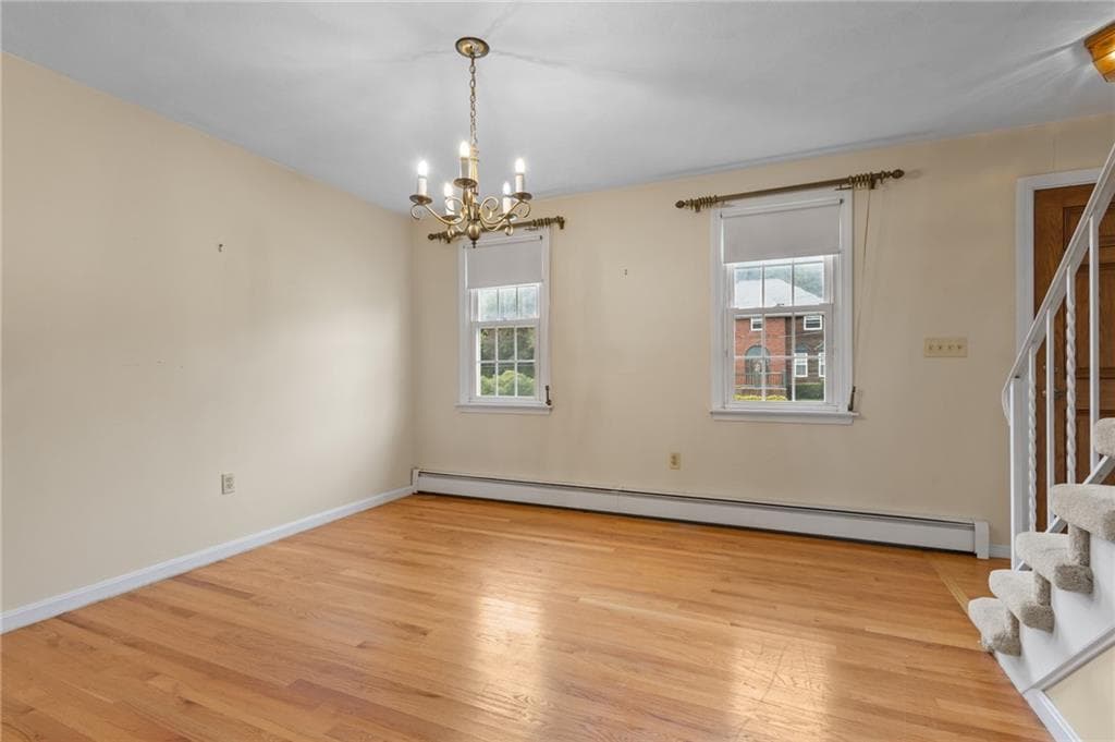 Single Family Residence at 5 Kimberly Ann Drive, Smithfield, photo 2 of 38