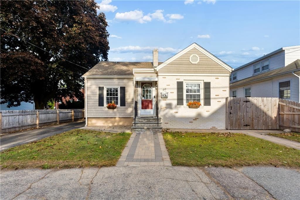 Single Family Residence at 69 Clarner Street, Pawtucket, photo 30 of 30