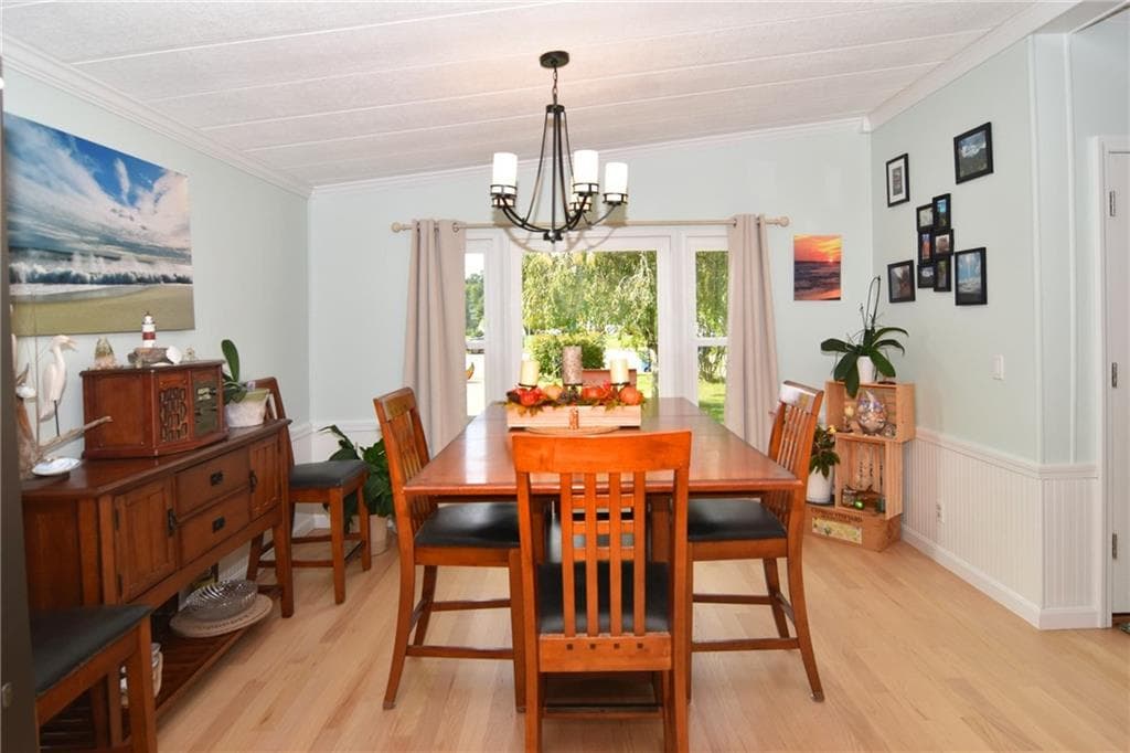 Single Family Residence at 19 Healey Brook Court, South Kingstown, photo 12 of 30