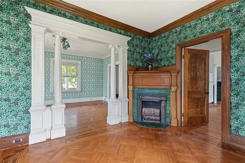 Single Family Residence at 71 Bernard Street, Providence, photo 9 of 32