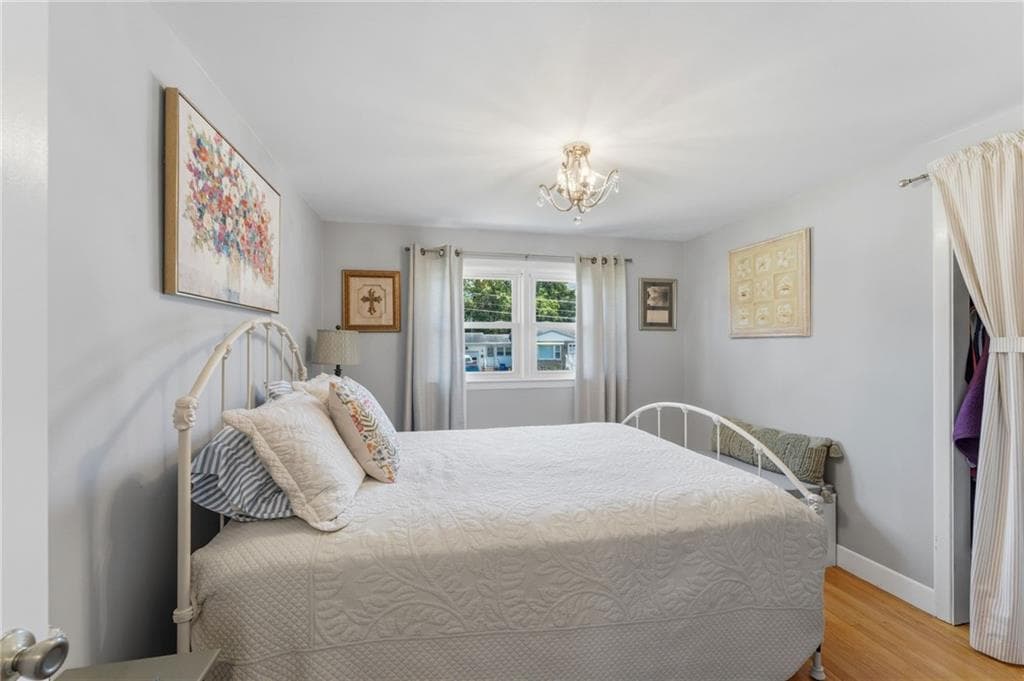 Single Family Residence at 6 Setian Circle, Johnston, photo 13 of 28