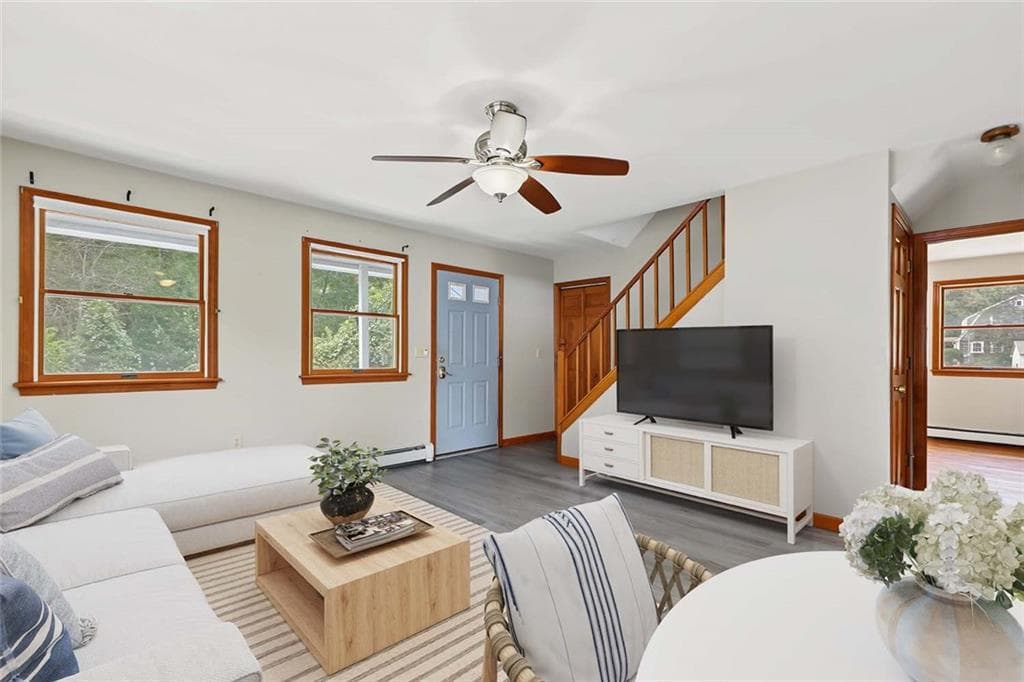 Single Family Residence at 55 Lafayette Avenue, South Kingstown, photo 13 of 47