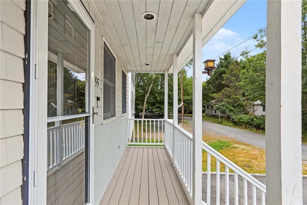 Single Family Residence at 55 Lafayette Avenue, South Kingstown, photo 5 of 47