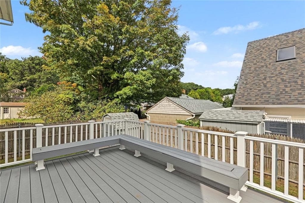 Single Family Residence at 55 Lafayette Avenue, South Kingstown, photo 24 of 47