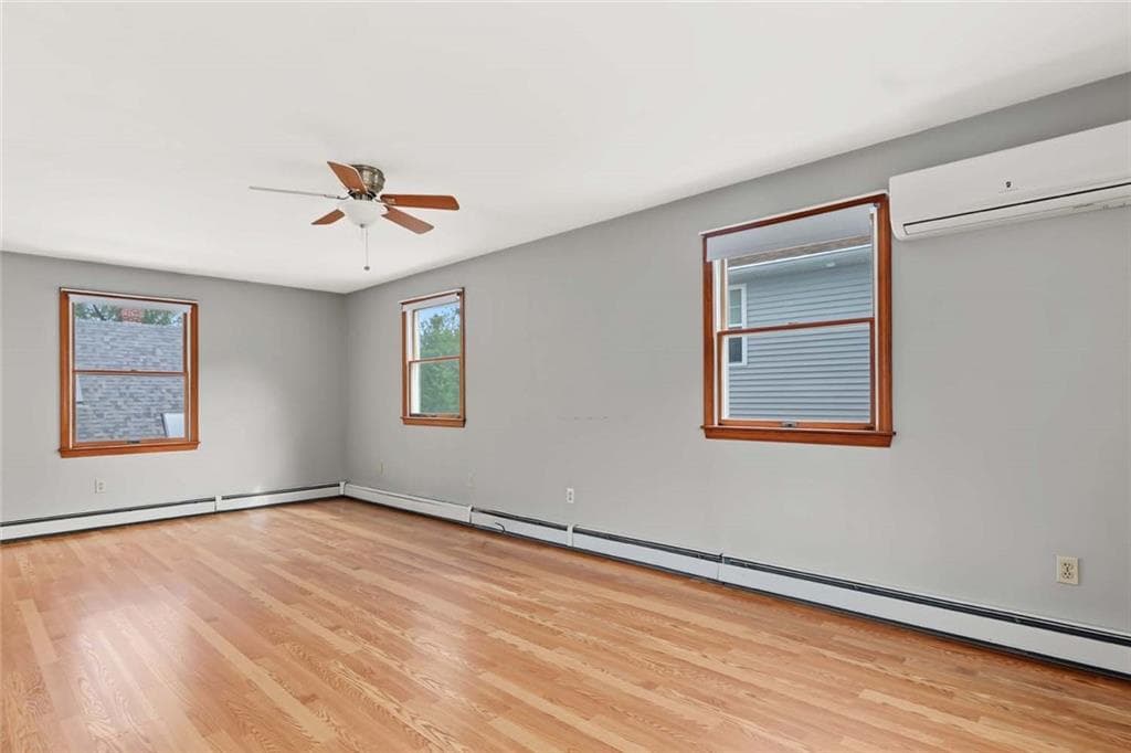 Single Family Residence at 55 Lafayette Avenue, South Kingstown, photo 34 of 47