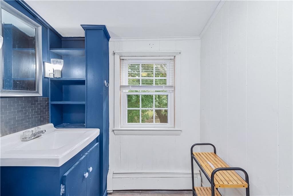 Single Family Residence at 46 Hatherly Street, North Providence, photo 25 of 38