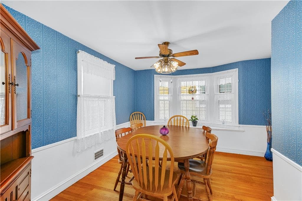 Single Family Residence at 33 linden Avenue, East Providence, photo 17 of 34