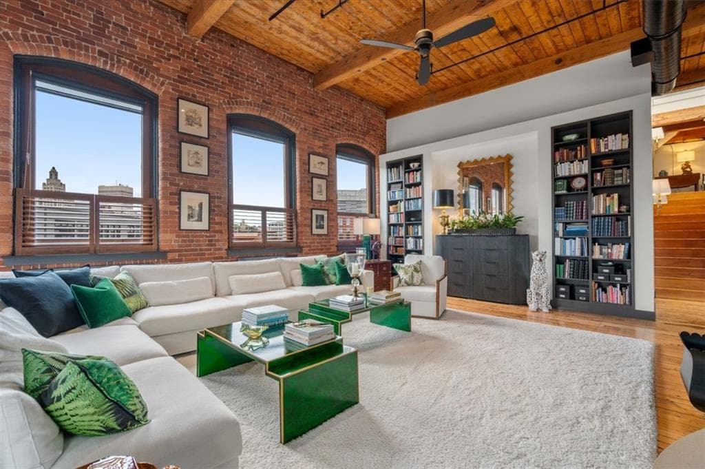 Condominium at 116 Chestnut Street UNIT M, Providence, photo 2 of 40