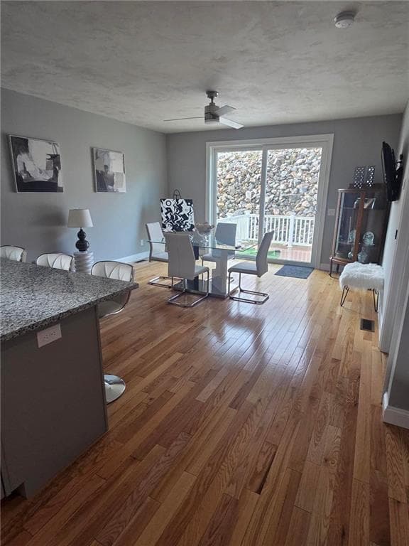 Condominium at Lincoln, photo 3 of 6