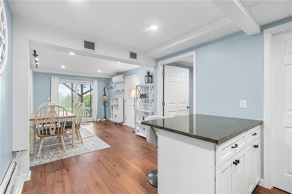 Condominium at 64 Mitchell Street, Portsmouth, photo 29 of 50