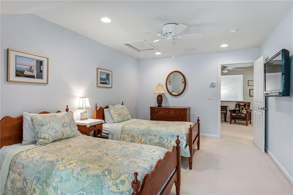 Condominium at 121 Hampton Way, South Kingstown, photo 27 of 44