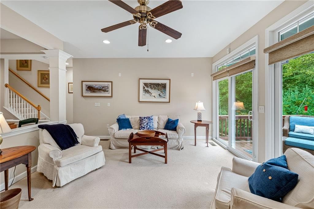 Condominium at 121 Hampton Way, South Kingstown, photo 16 of 44