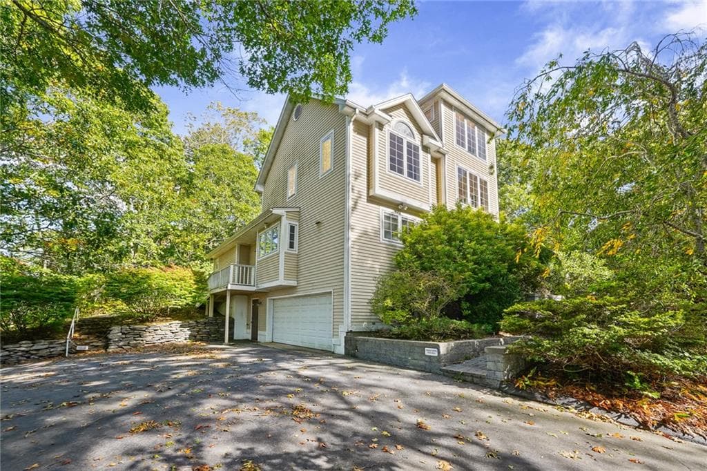 Single Family Residence at 44 Rock Ridge Road, Westerly, photo 2 of 42
