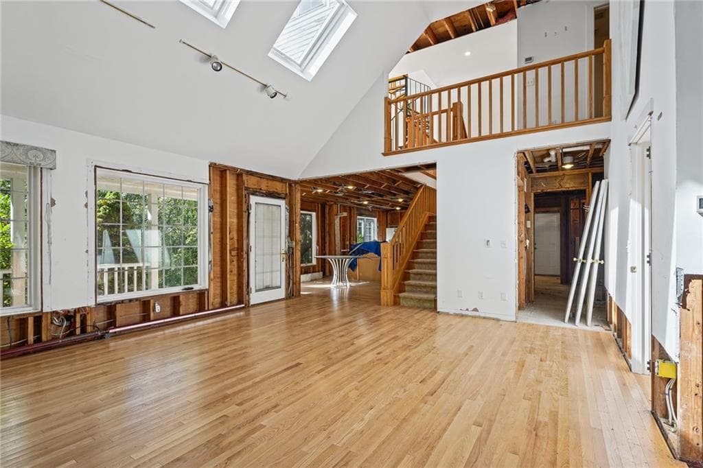 Single Family Residence at 44 Rock Ridge Road, Westerly, photo 6 of 42