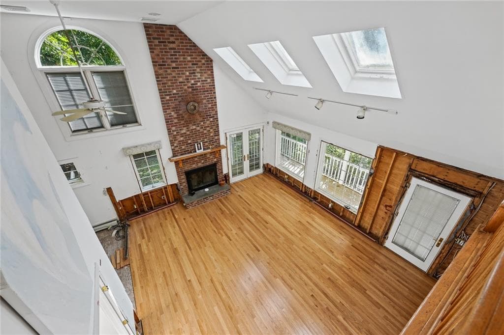 Single Family Residence at 44 Rock Ridge Road, Westerly, photo 8 of 42