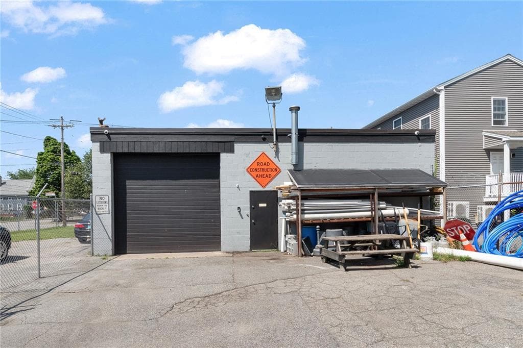 Commercial at 292 Prairie Avenue, Providence, photo 3 of 15