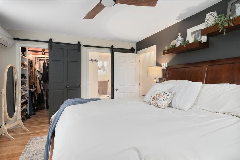 Single Family Residence at 441 Farnum Pike, Smithfield, photo 22 of 39