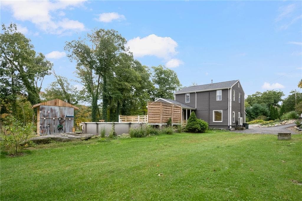 Single Family Residence at 441 Farnum Pike, Smithfield, photo 30 of 39