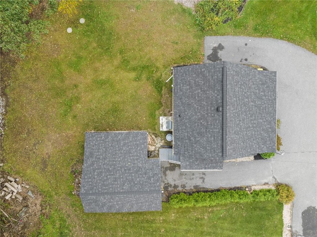 Single Family Residence at 439 Farnum Pike, Smithfield, photo 25 of 31
