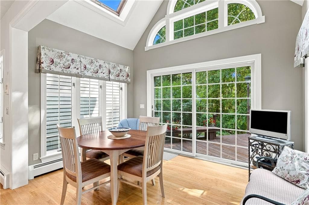 Single Family Residence at 1 Gladding Drive, Cumberland, photo 16 of 45