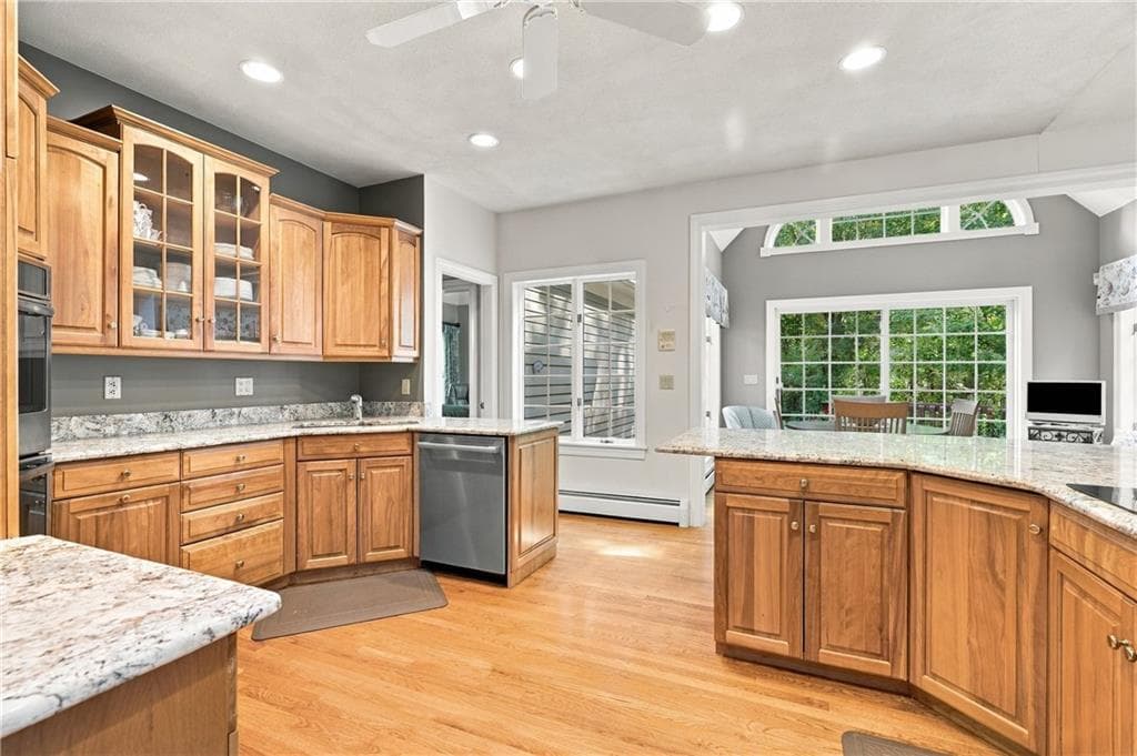 Single Family Residence at 1 Gladding Drive, Cumberland, photo 12 of 45