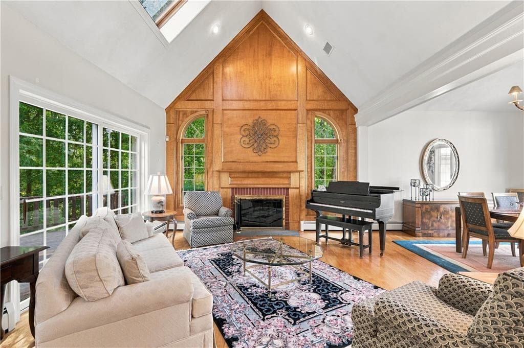 Single Family Residence at 1 Gladding Drive, Cumberland, photo 11 of 45