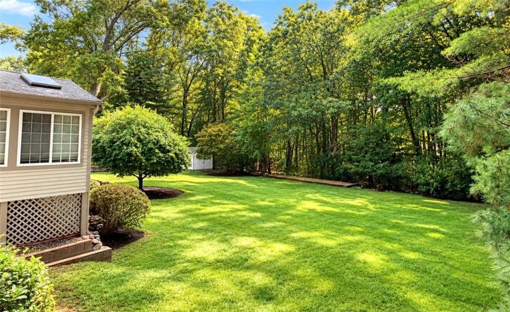 Single Family Residence at 8 Woodcrest Drive, Cumberland, photo 5 of 40