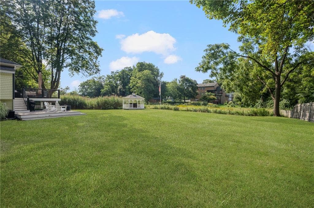 Single Family Residence at 34 Wuddall Avenue, Warwick, photo 31 of 46