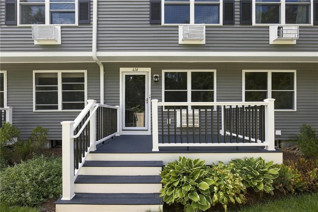 Condominium at 200 Post Road UNIT 618, Warwick, photo 3 of 25
