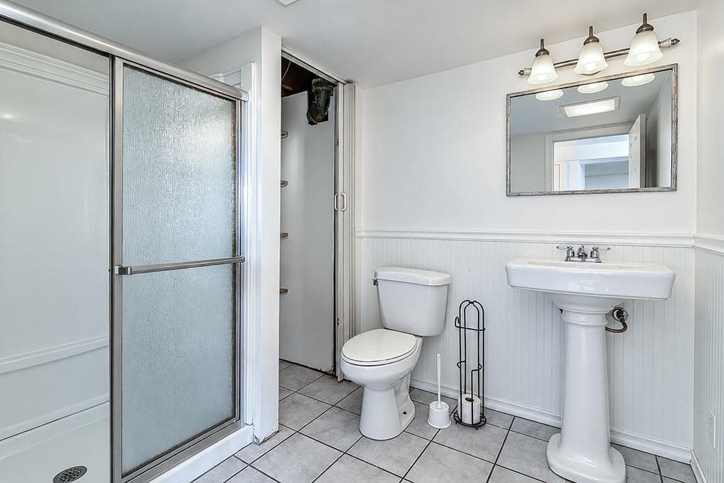 Single Family Residence at 117 Forest Avenue, Cranston, photo 20 of 21