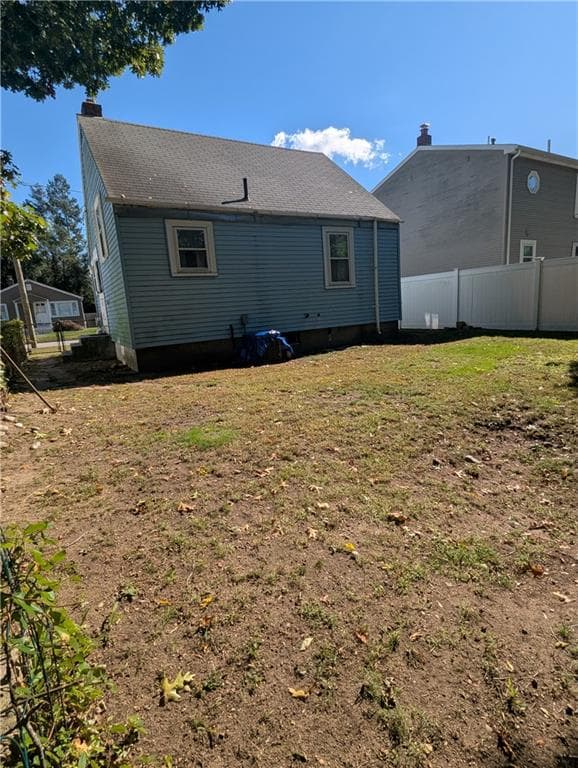 Single Family Residence at 23 Harmony Court, Warwick, photo 27 of 28