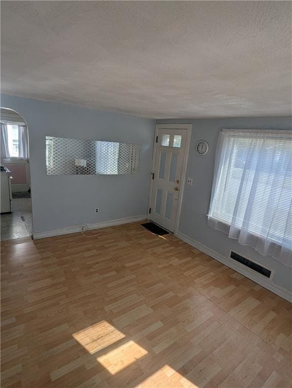Single Family Residence at 23 Harmony Court, Warwick, photo 16 of 28