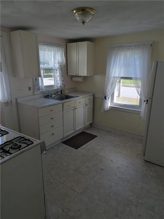 Single Family Residence at 23 Harmony Court, Warwick, photo 4 of 28