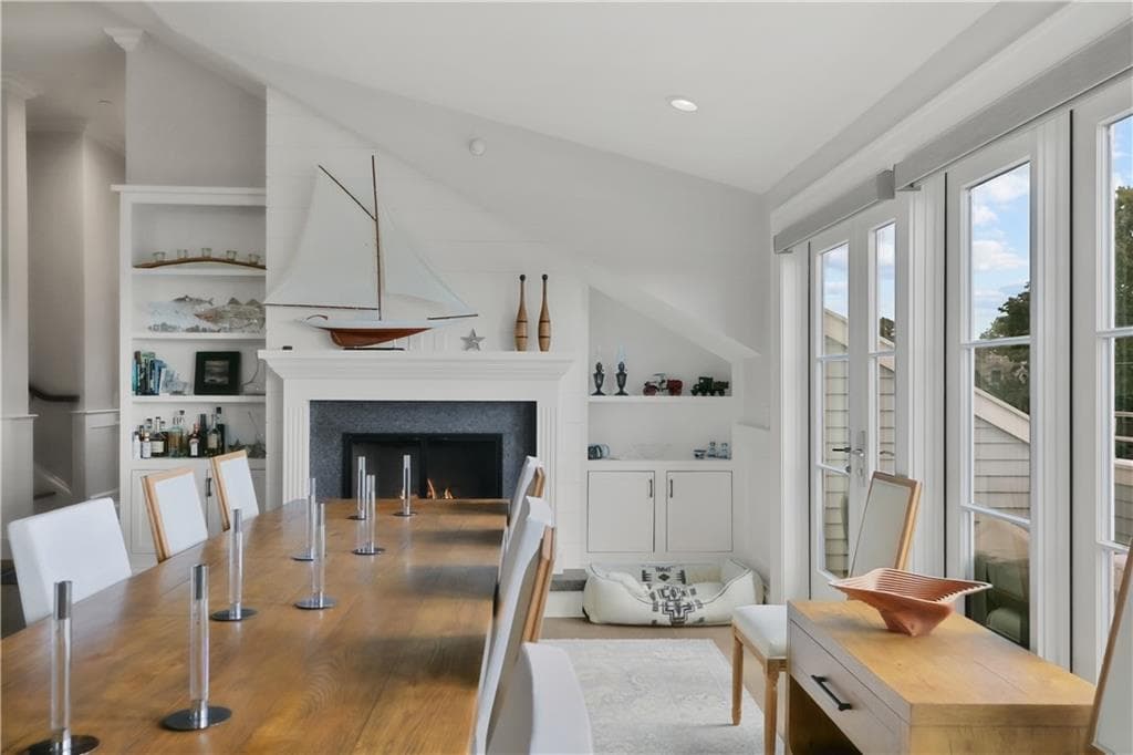 Condominium at 50 School Street UNIT 8, Newport, photo 25 of 50