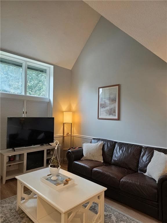 Condominium at 285 Scituate Avenue UNIT A, Cranston, photo 4 of 25