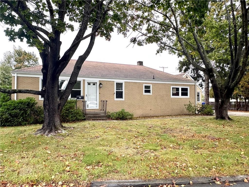 Single Family Residence at 85 Hilton Avenue, East Providence, photo 19 of 19