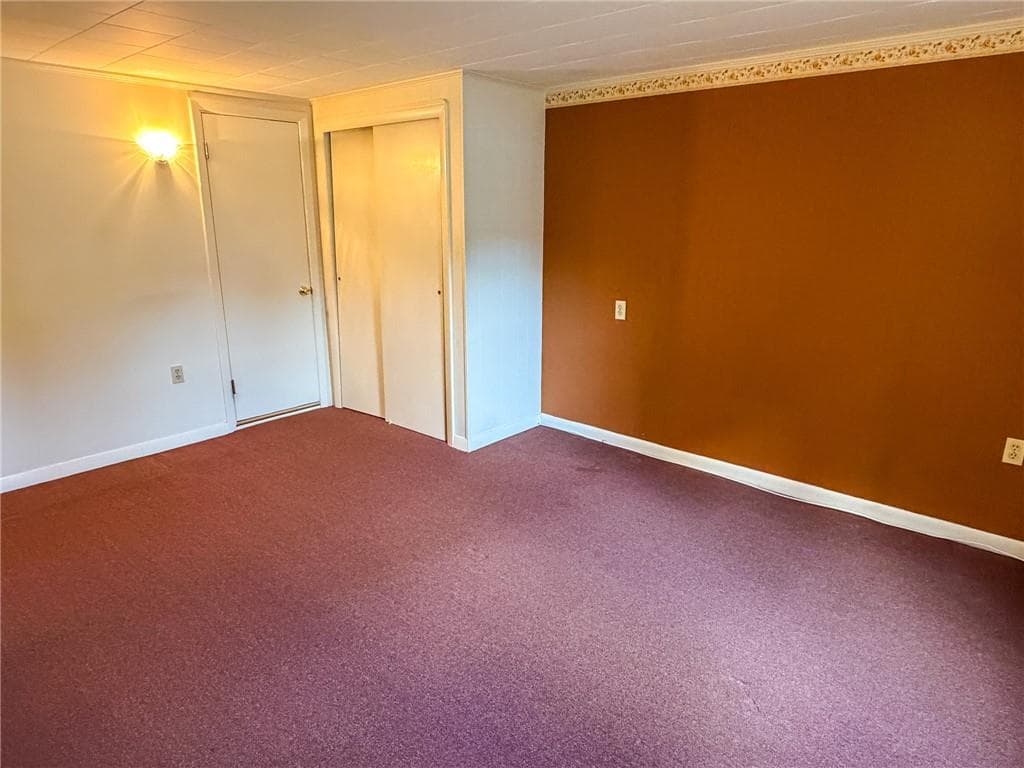 Single Family Residence at 411 Mendon Road, Woonsocket, photo 24 of 31