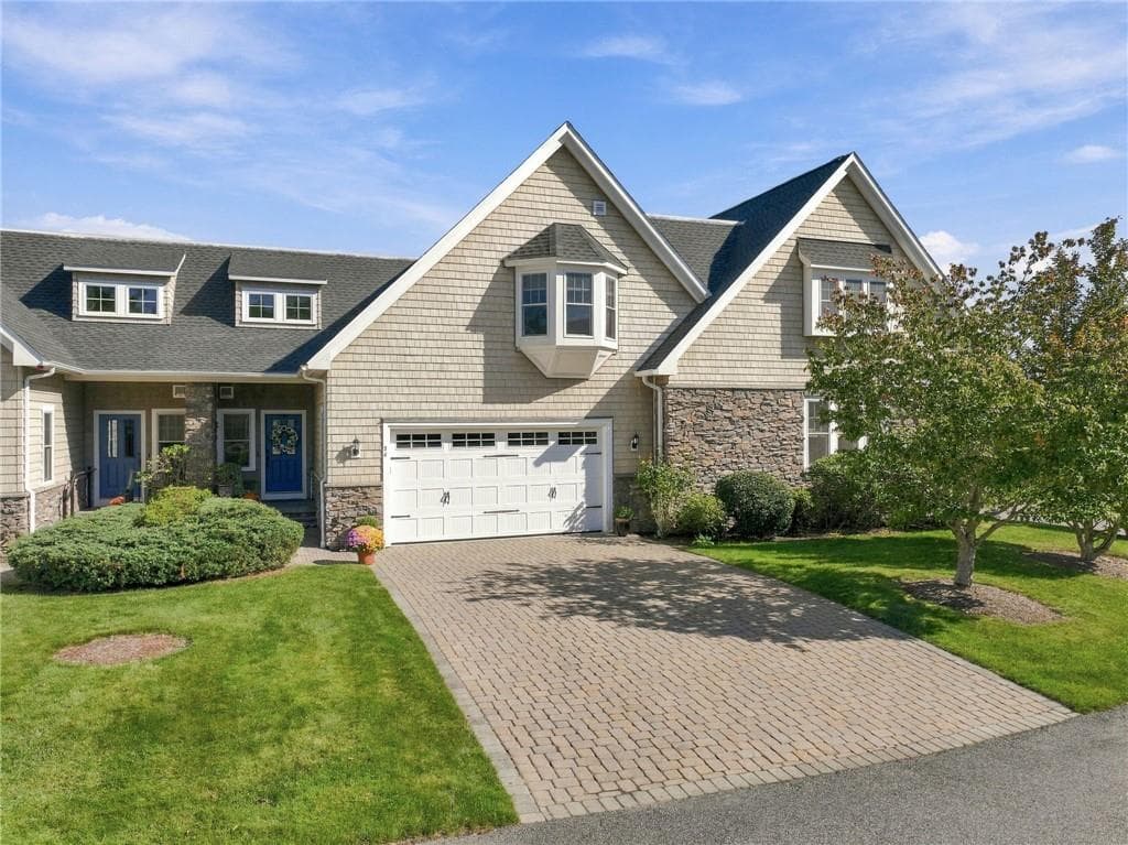 Condominium at 3 Spy Glass Circle UNIT C, Hopkinton, photo 6 of 50