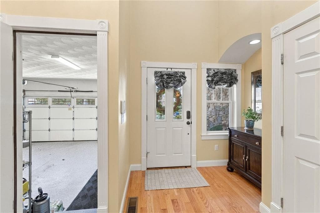 Condominium at 3 Spy Glass Circle UNIT C, Hopkinton, photo 12 of 50
