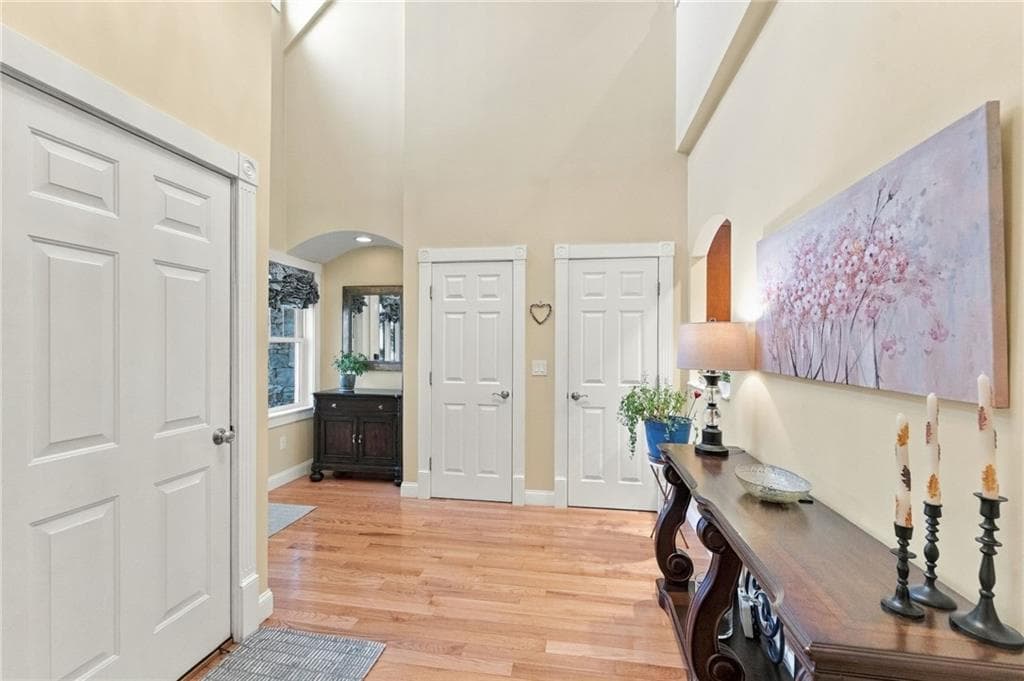 Condominium at 3 Spy Glass Circle UNIT C, Hopkinton, photo 10 of 50