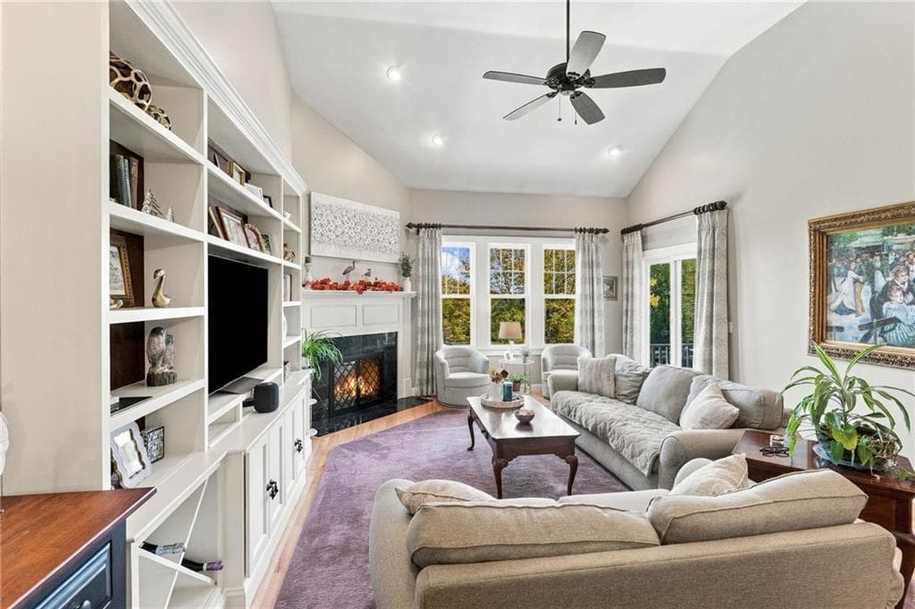 Condominium at 3 Spy Glass Circle UNIT C, Hopkinton, photo 19 of 50