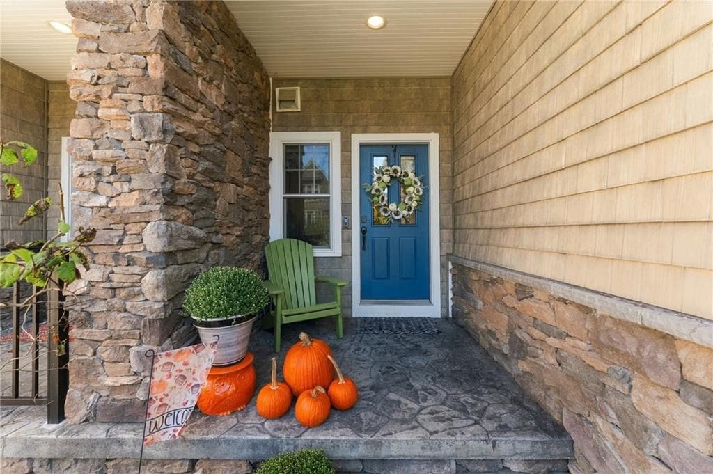 Condominium at 3 Spy Glass Circle UNIT C, Hopkinton, photo 8 of 50