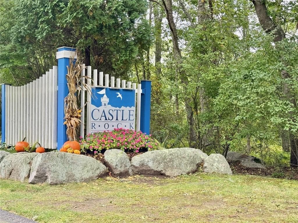 Condominium at 29 West Castle Way UNIT B, Charlestown, photo 13 of 13