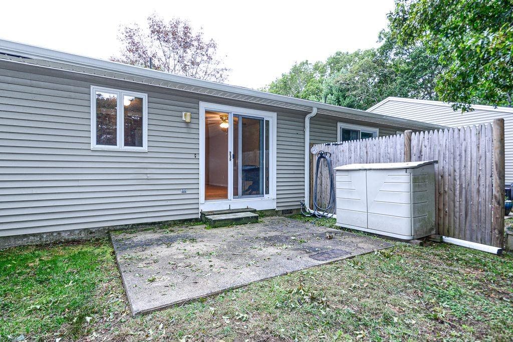 Condominium at 29 West Castle Way UNIT B, Charlestown, photo 12 of 13
