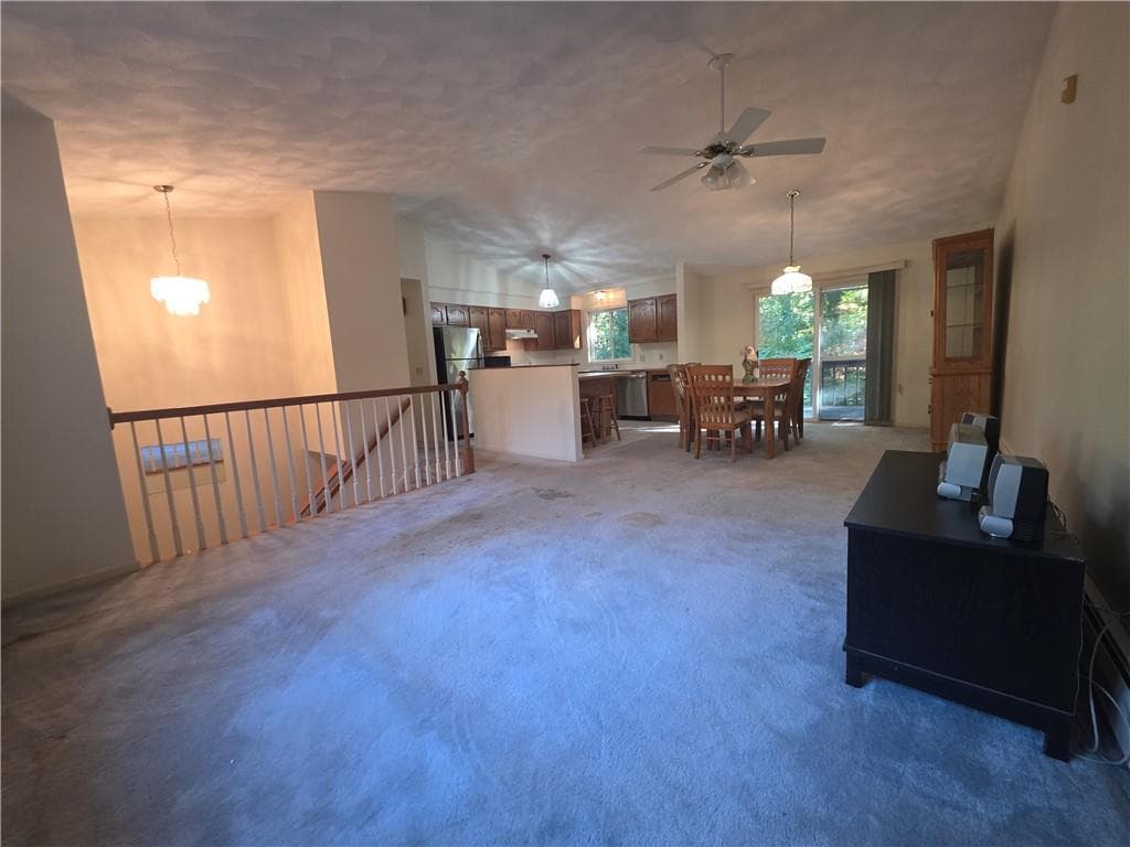Single Family Residence at 399 Farnum Pike Pike, Smithfield, photo 9 of 21