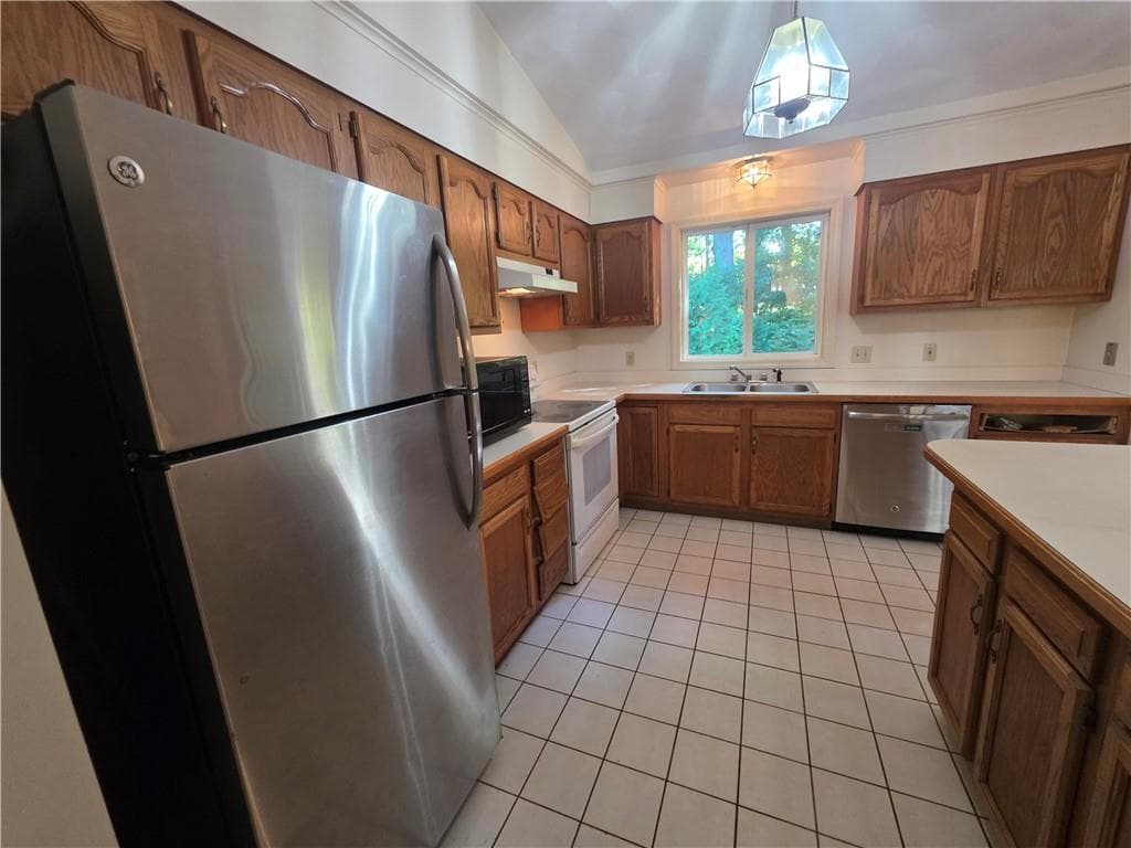 Single Family Residence at 399 Farnum Pike Pike, Smithfield, photo 15 of 21