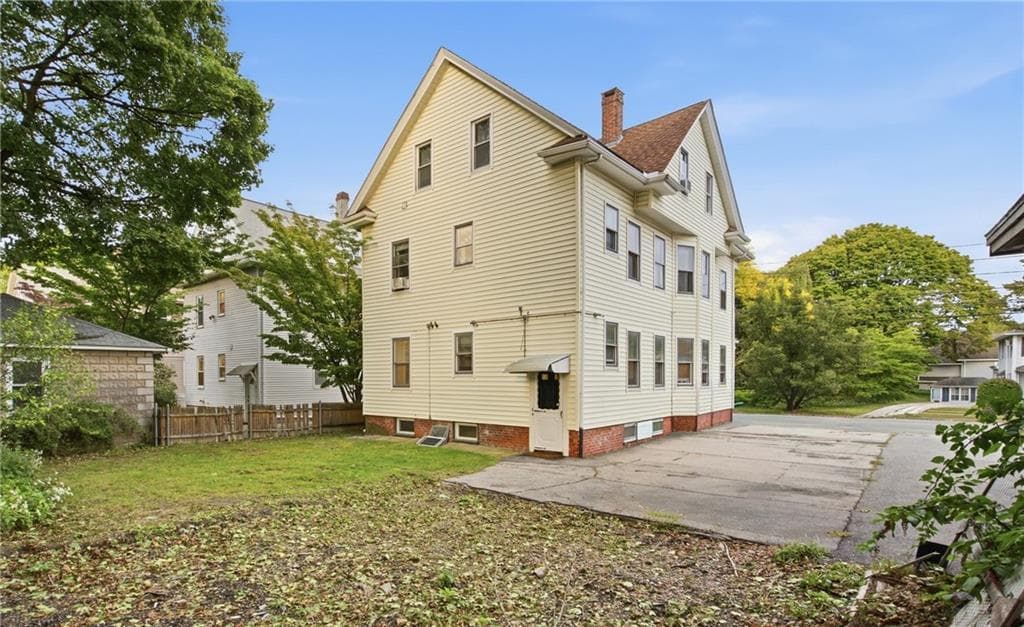 Multi Family at 642 Hope Street, Providence, photo 3 of 41