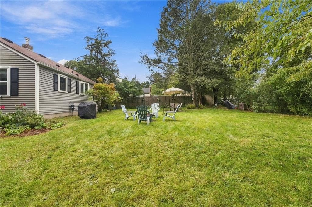 Single Family Residence at 87 Potowomut Road, Warwick, photo 28 of 38
